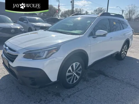 White 2020 Subaru Outback Premium for sale in Kansas City, MO