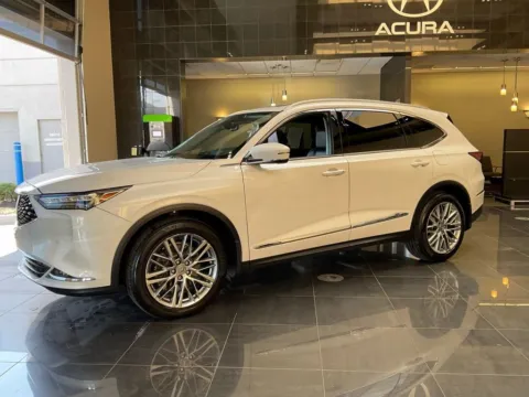 More photos of 2023 Acura MDX w/Advance Package at Jay Wolfe Acura, MO