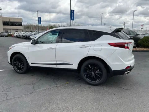 More photos of 2026 Acura RDX at Jay Wolfe Acura, MO