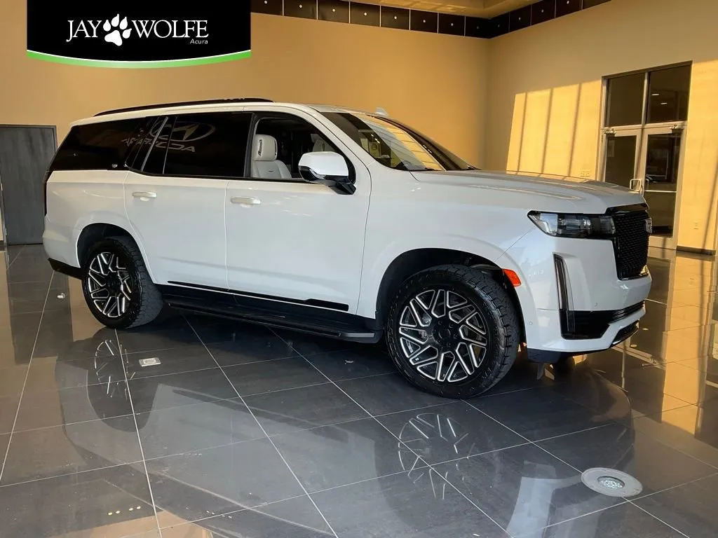 White 2021 Cadillac Escalade Sport Platinum for sale in Kansas City, MO