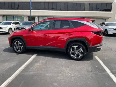 More photos of 2023 Hyundai Tucson SEL at Jay Wolfe Acura, MO