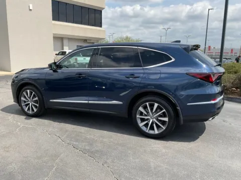 More photos of 2025 Acura MDX w/Technology Package at Jay Wolfe Acura, MO