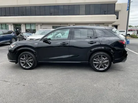 More photos of 2025 Acura ADX w/A-Spec Package at Jay Wolfe Acura, MO