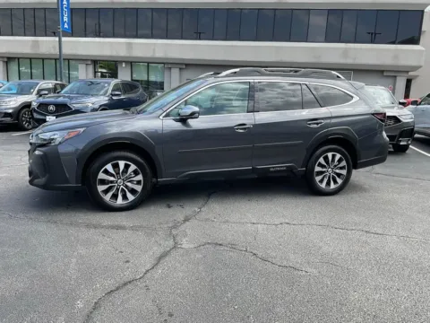 More photos of 2025 Subaru Outback Touring at Jay Wolfe Acura, MO