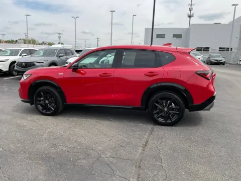 More photos of 2025 Acura ADX w/A-Spec Advance Package at Jay Wolfe Acura, MO