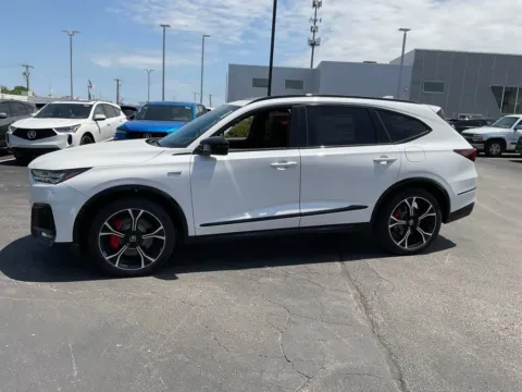 More photos of 2026 Acura MDX Type S w/Advance Package at Jay Wolfe Acura, MO