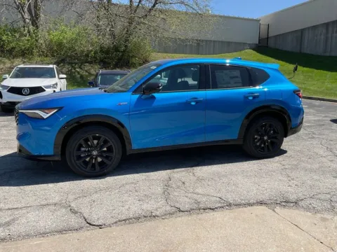 More photos of 2026 Acura ADX w/A-Spec Advance Package at Jay Wolfe Acura, MO