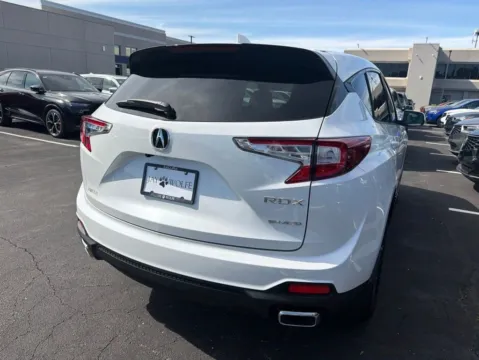 More photos of 2026 Acura RDX at Jay Wolfe Acura, MO