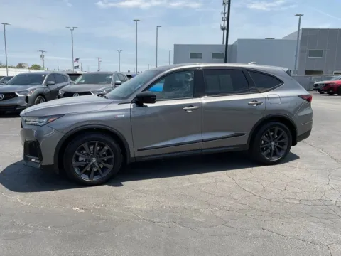 More photos of 2026 Acura MDX w/A-Spec Package at Jay Wolfe Acura, MO