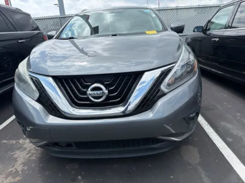 Photos of 2018 Nissan Murano SL for sale in Kansas City, MO at Jay Wolfe Acura