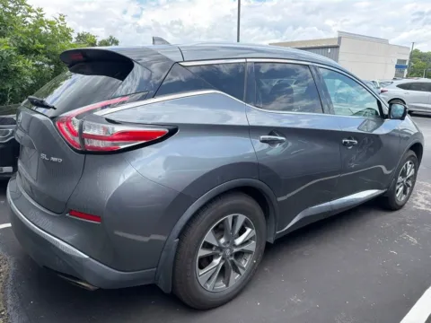 More photos of 2018 Nissan Murano SL at Jay Wolfe Acura, MO