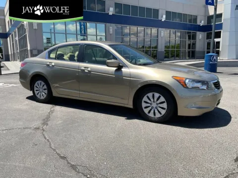 Beige 2008 Honda Accord Sdn LX for sale in Kansas City, MO