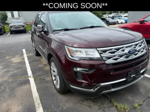 Red 2018 Ford Explorer Limited for sale in Kansas City, MO