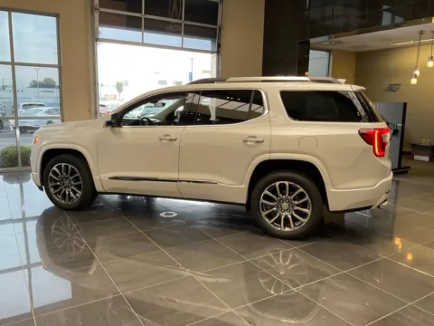 More photos of 2023 GMC Acadia Denali at Jay Wolfe Acura, MO