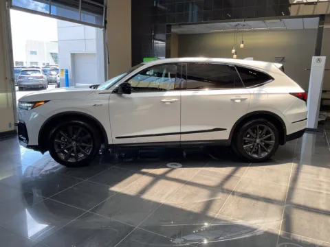 More photos of 2026 Acura MDX w/A-Spec Package at Jay Wolfe Acura, MO