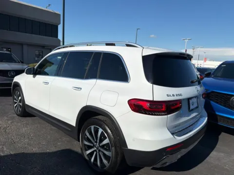 More photos of 2023 Mercedes-Benz GLB 250 at Jay Wolfe Acura, MO