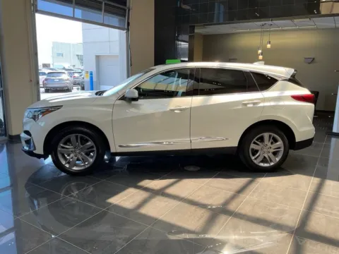 More photos of 2019 Acura RDX w/Advance Pkg at Jay Wolfe Acura, MO