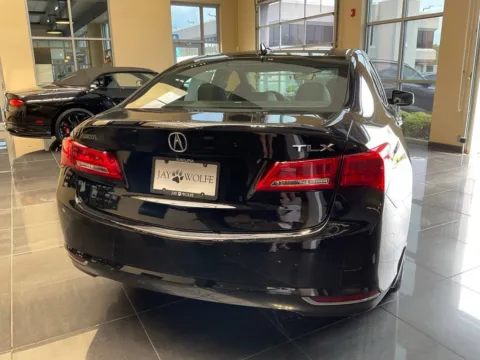 More photos of 2018 Acura TLX w/Technology Pkg at Jay Wolfe Acura, MO