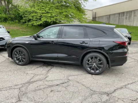 More photos of 2026 Acura MDX w/A-Spec Package at Jay Wolfe Acura, MO
