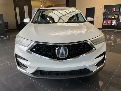 Photos of 2019 Acura RDX w/Technology Pkg for sale in Kansas City, MO at Jay Wolfe Acura
