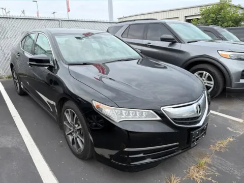Photos of 2017 Acura TLX V6 w/Technology Pkg for sale in Kansas City, MO at Jay Wolfe Acura