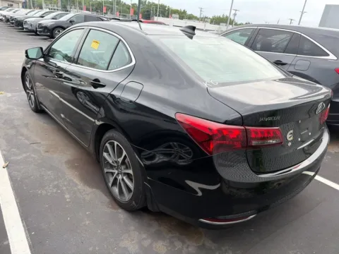 More photos of 2017 Acura TLX V6 w/Technology Pkg at Jay Wolfe Acura, MO