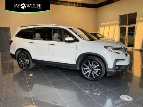 White 2021 Honda Pilot Elite for sale in Kansas City, MO