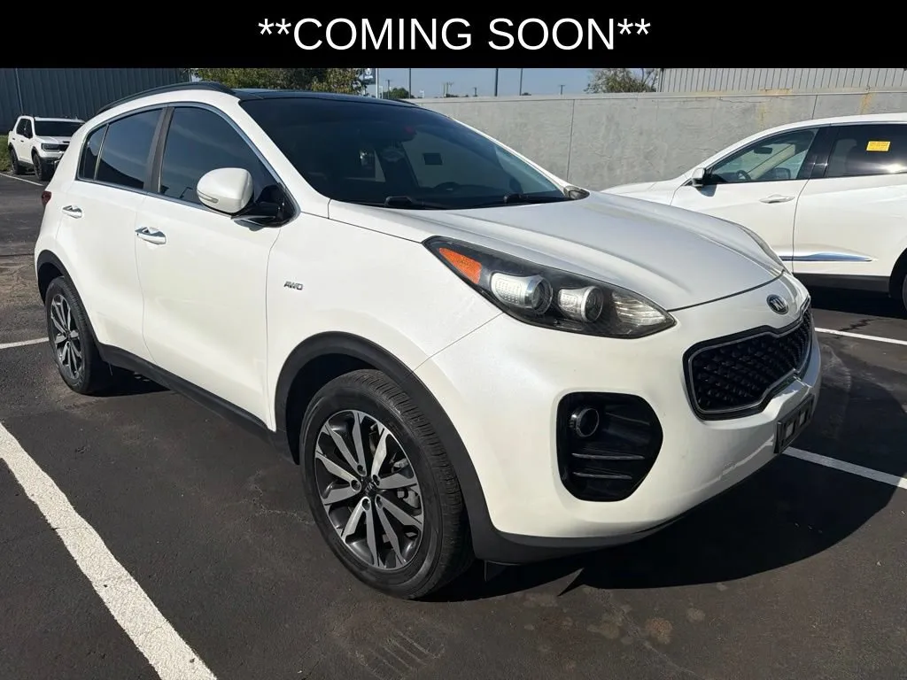 White 2018 Kia Sportage EX for sale in Kansas City, MO