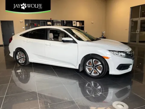 White 2018 Honda Civic Sedan LX for sale in Kansas City, MO