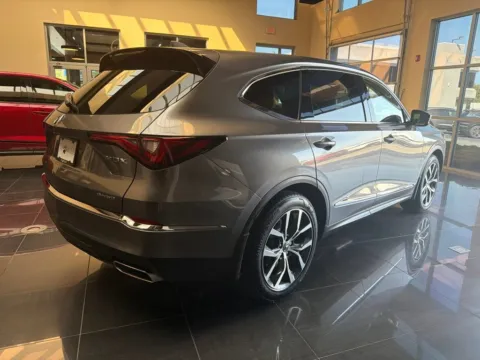 More photos of 2024 Acura MDX w/Technology Package at Jay Wolfe Acura, MO