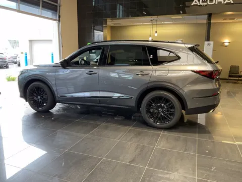 More photos of 2026 Acura MDX w/A-Spec Advance Package at Jay Wolfe Acura, MO