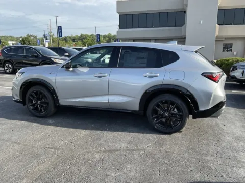 More photos of 2025 Acura ADX w/A-Spec Advance Package at Jay Wolfe Acura, MO