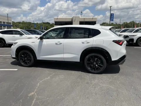 More photos of 2025 Acura ADX w/A-Spec Advance Package at Jay Wolfe Acura, MO