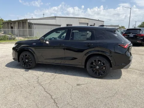 More photos of 2025 Acura ADX w/A-Spec Advance Package at Jay Wolfe Acura, MO