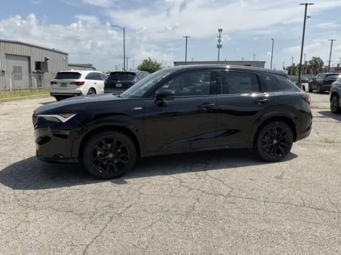 More photos of 2025 Acura ADX w/A-Spec Advance Package at Jay Wolfe Acura, MO