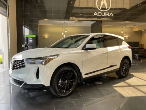 More photos of 2025 Acura RDX at Jay Wolfe Acura, MO