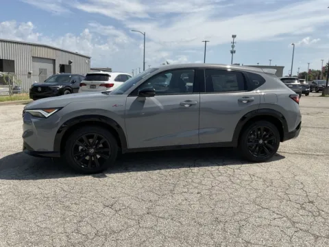 More photos of 2025 Acura ADX w/A-Spec Advance Package at Jay Wolfe Acura, MO