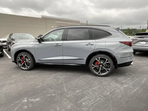 More photos of 2026 Acura MDX Type S w/Advance Package at Jay Wolfe Acura, MO