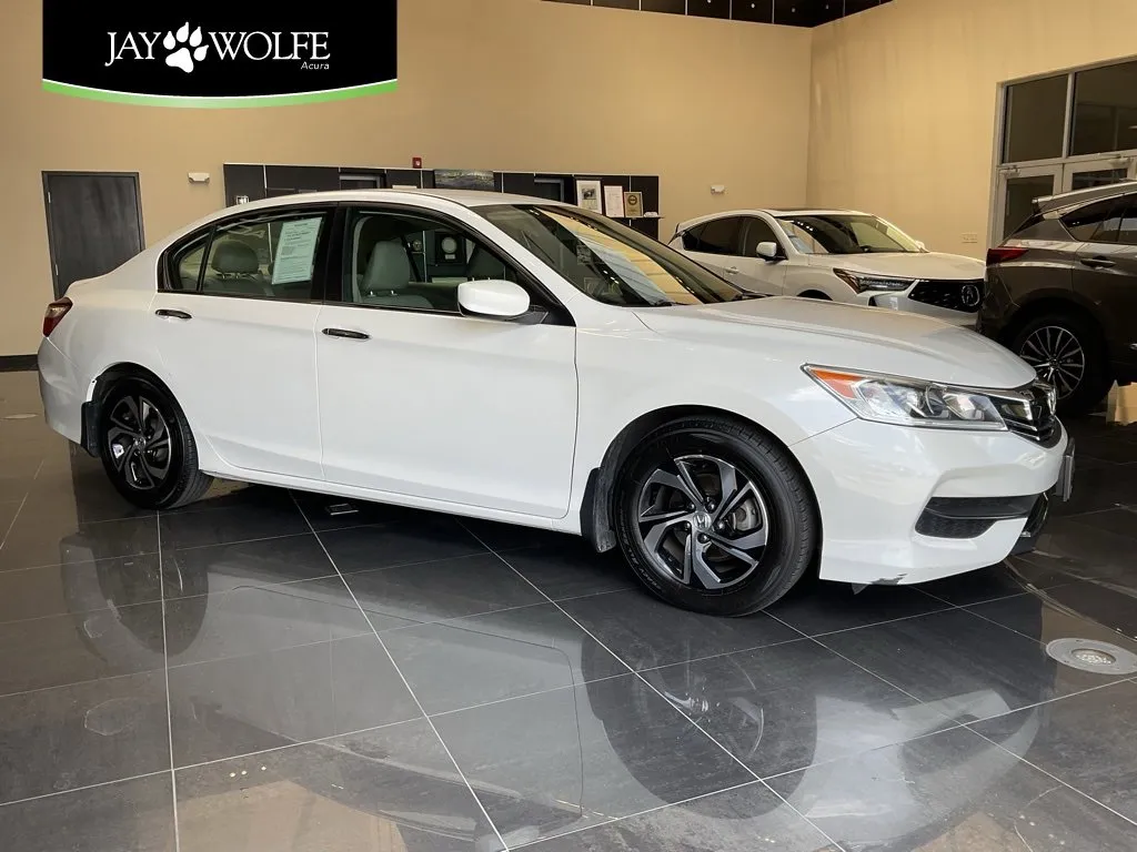 Used 2017 Honda Accord Sedan LX for sale in Kansas City, MO at Jay