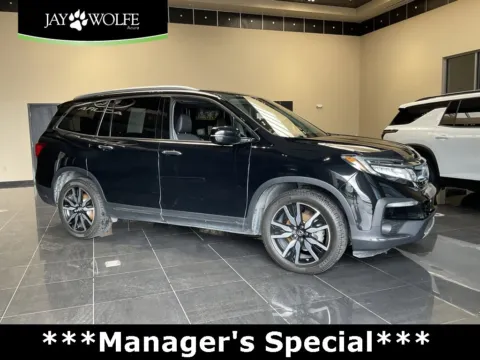 Black 2020 Honda Pilot Elite for sale in Kansas City, MO