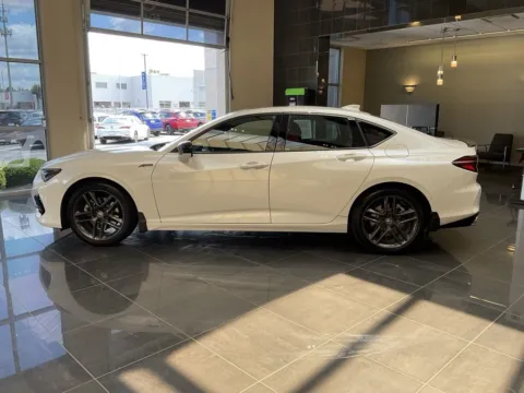 More photos of 2025 Acura TLX w/A-Spec Package at Jay Wolfe Acura, MO