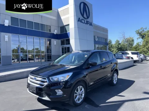 Black 2017 Ford Escape SE for sale in Kansas City, MO
