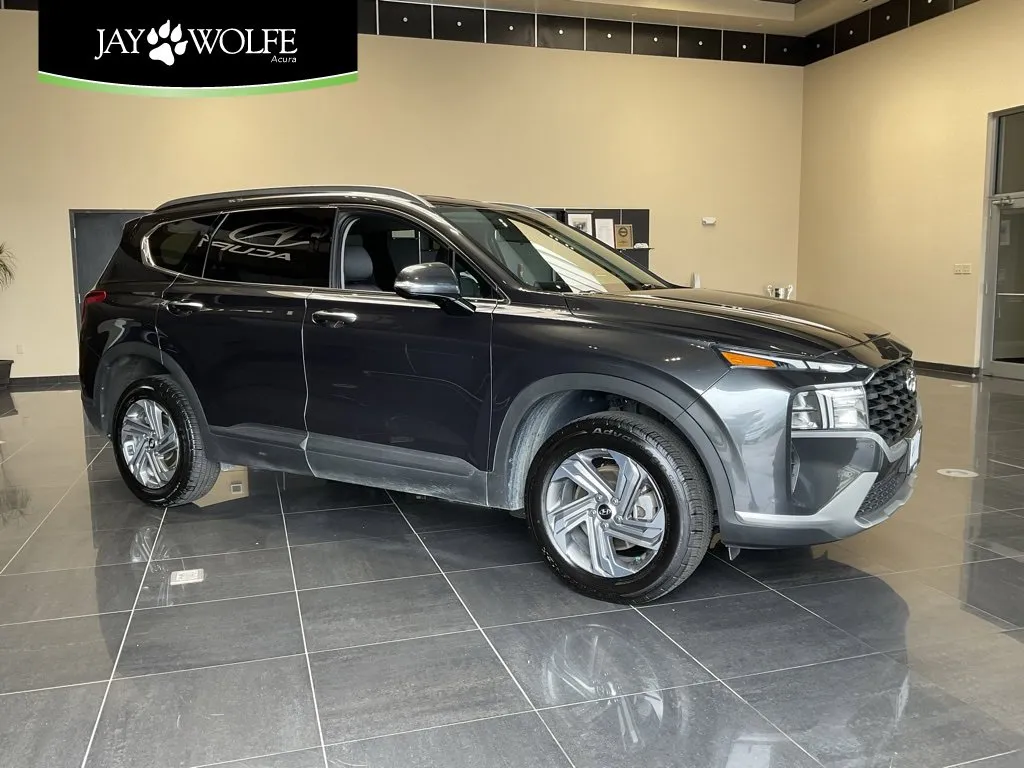 Gray 2023 Hyundai Santa Fe SEL for sale in Kansas City, MO