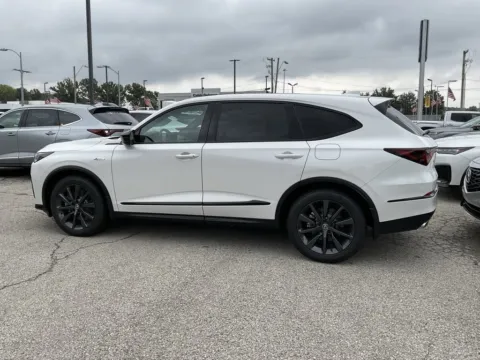 More photos of 2026 Acura MDX w/A-Spec Package at Jay Wolfe Acura, MO