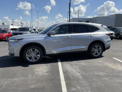 More photos of 2026 Acura MDX at Jay Wolfe Acura, MO