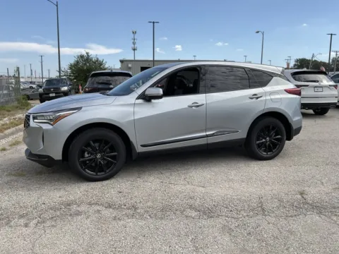 More photos of 2025 Acura RDX at Jay Wolfe Acura, MO