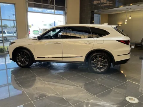 More photos of 2025 Acura MDX w/A-Spec Package at Jay Wolfe Acura, MO