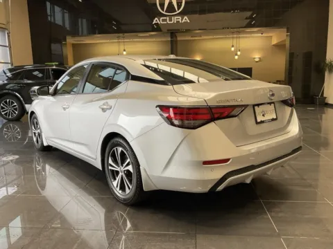 More photos of 2022 Nissan Sentra SV at Jay Wolfe Acura, MO