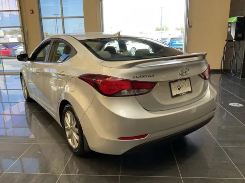 More photos of 2015 Hyundai Elantra SE at Jay Wolfe Acura, MO