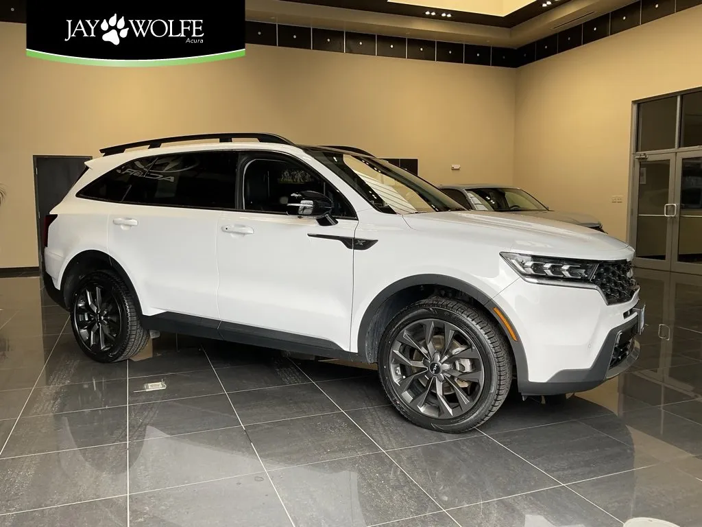 White 2023 Kia Sorento X-Line SX Prestige for sale in Kansas City, MO